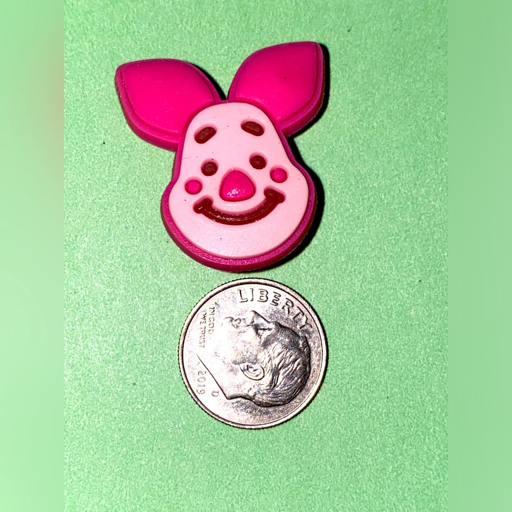 (10 for $15) Piglet of Winnie the Pooh Crocs Shoe Charms
